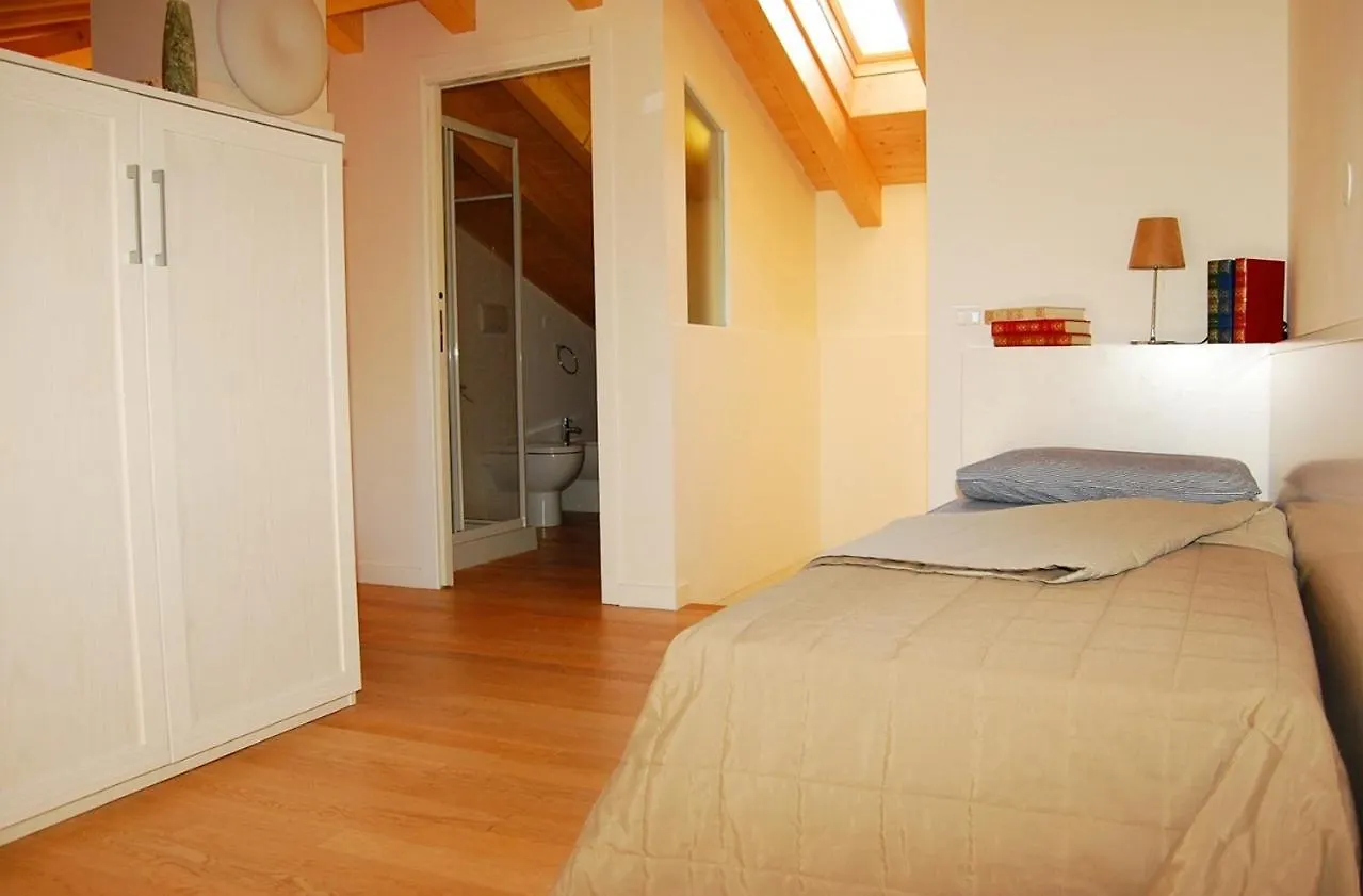 Διαμέρισμα Lovely Flat With Swimming Pool Μπιμπιόνε Ιταλία
